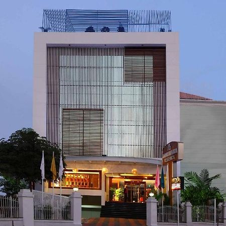 Hotel Ambalakkara Regency Kottārakara Zewnętrze zdjęcie