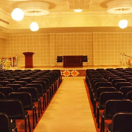 Hotel Ambalakkara Regency Kottārakara Zewnętrze zdjęcie